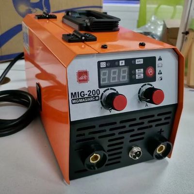 IGBT 인버터 아크 용접 기계 MIG 200 50/60HZ 주파수 및 플럭스 코어 와이어