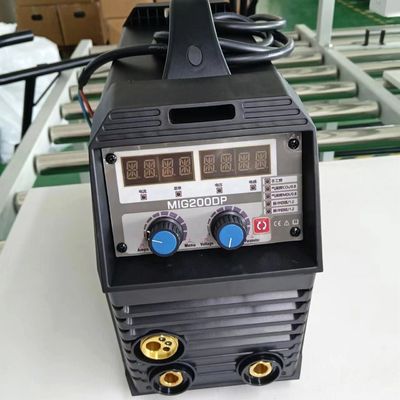 방열 클래스 F 가스 용접용 200Amp LCD IGBT 인버터 용접 기계 IP21S