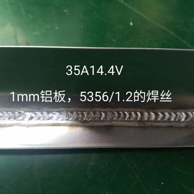 방열 클래스 F 가스 용접용 200Amp LCD IGBT 인버터 용접 기계 IP21S