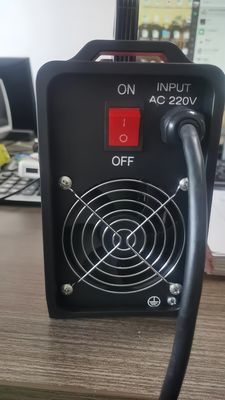 3.7KVA 입력 전력 60V AC220V 120A 휴대용 및 컴팩트