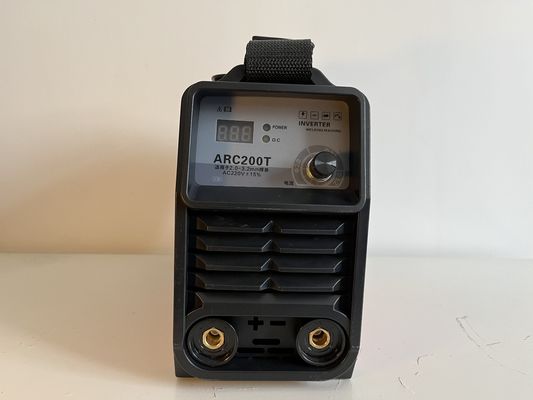 3.7KVA 입력 전력 60V AC220V 120A 휴대용 및 컴팩트